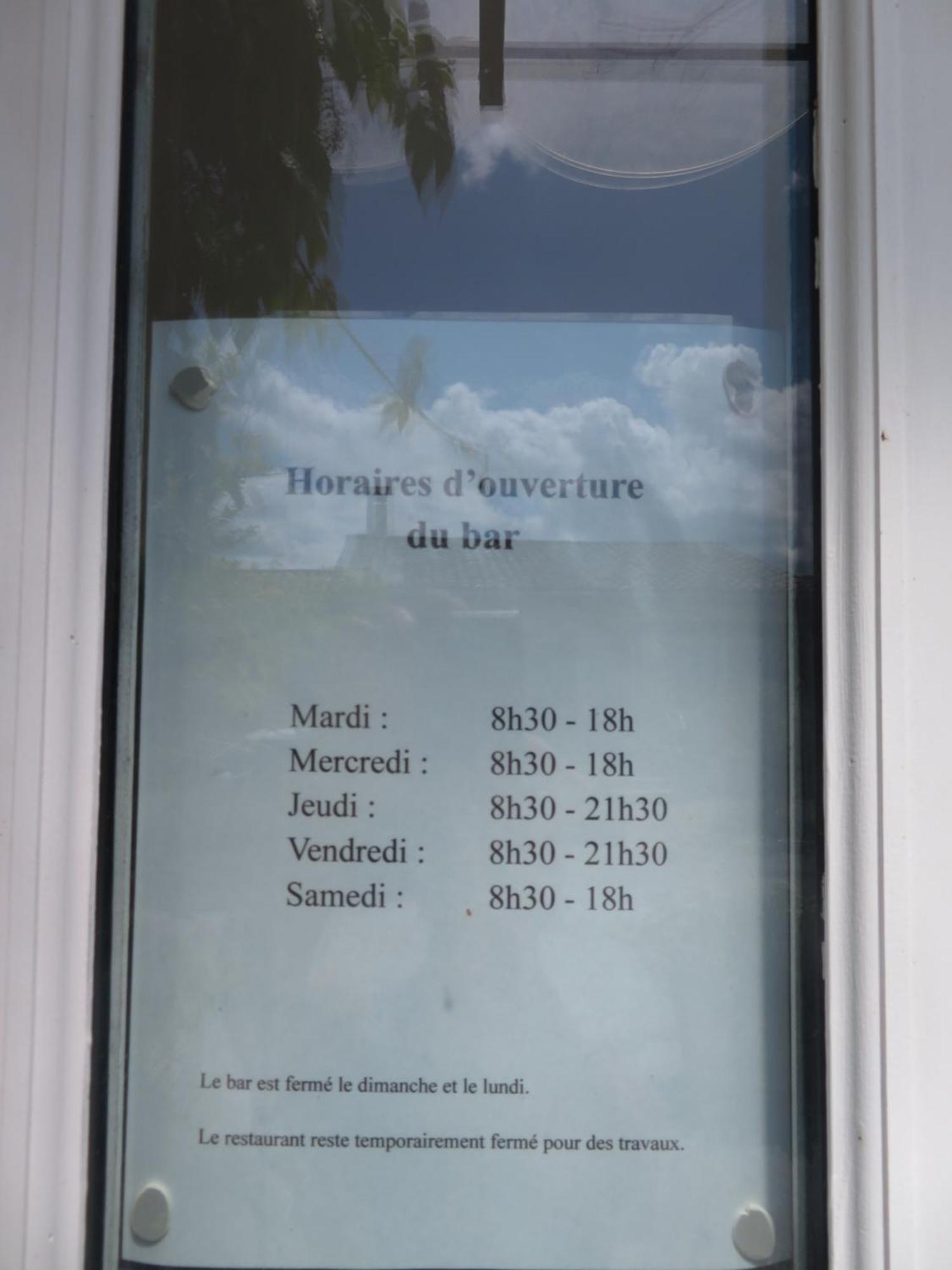 Auberge De La Petite Casserole Revest-des-Brousses Esterno foto